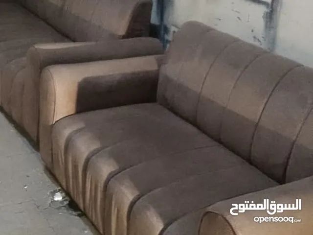 كولار وطاولة سفره وكورنر