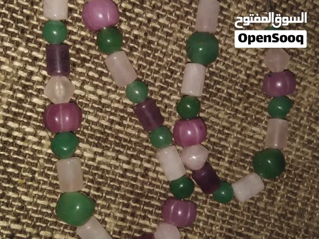 عقود احجار كريمة