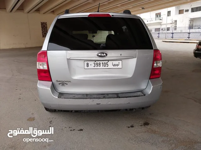 Used Kia Sedona in Tripoli