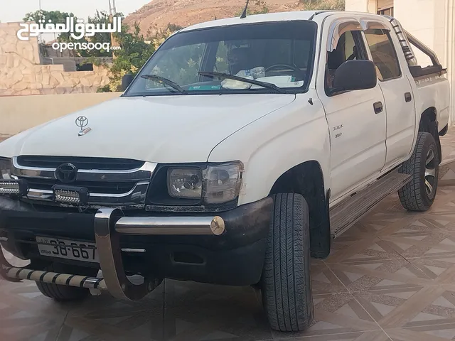 Used Toyota Hilux in Al Karak