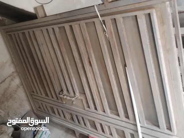 باب قاصة للبيع