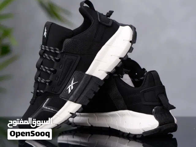 أفخم الأحذية الطبية المريحة بجميع المقاسات والالوان