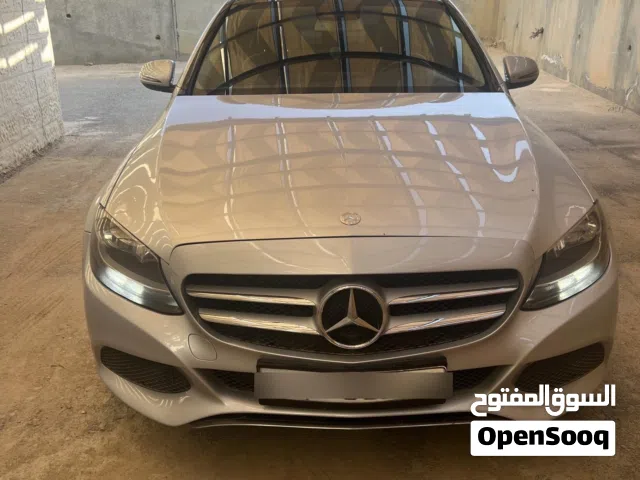 2016 مرسيدس بنز الفئة-C C 350