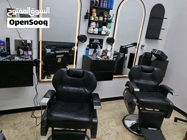 كراسي حلاقة واحد مستعمل واحد جديد غير مستعمل