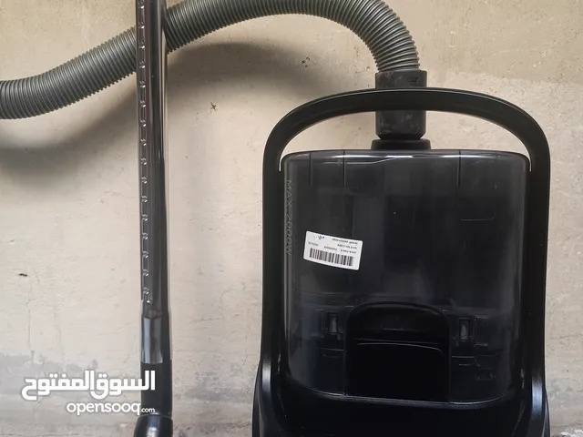 مكنسه باناسونيك شبه جديده ومكنسه بيكو مع كامل غيراتها وايرلس شبه جديده البيع لداعي السفر اللتنين