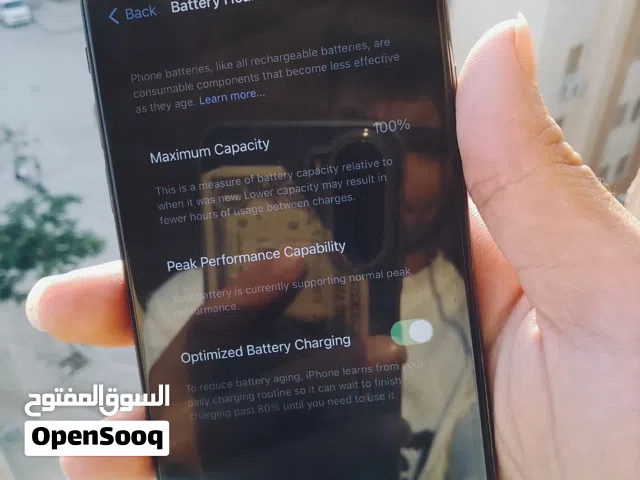 Apple iPhone X 64 GB in Cairo