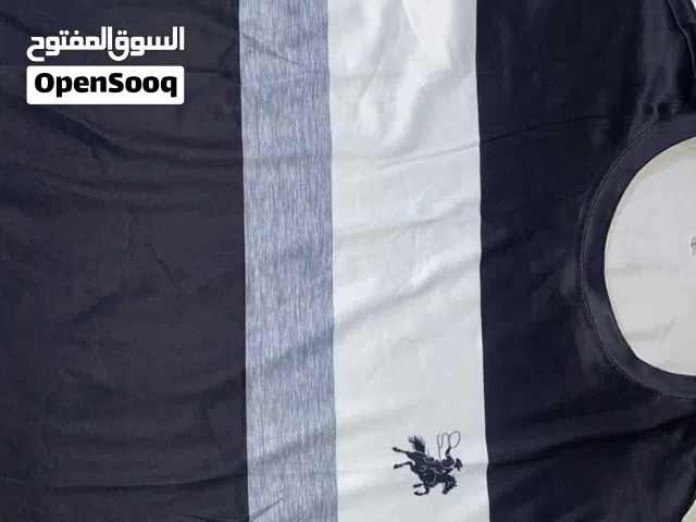 بلوزة رجالي جديد مقاس L