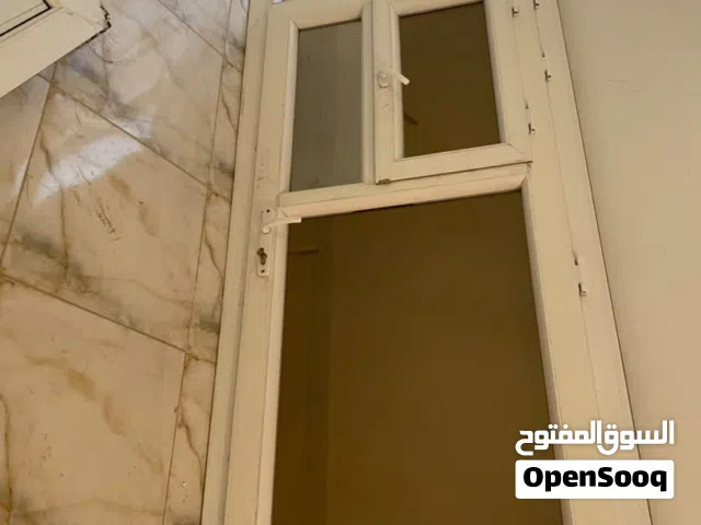 أبواب للبيع