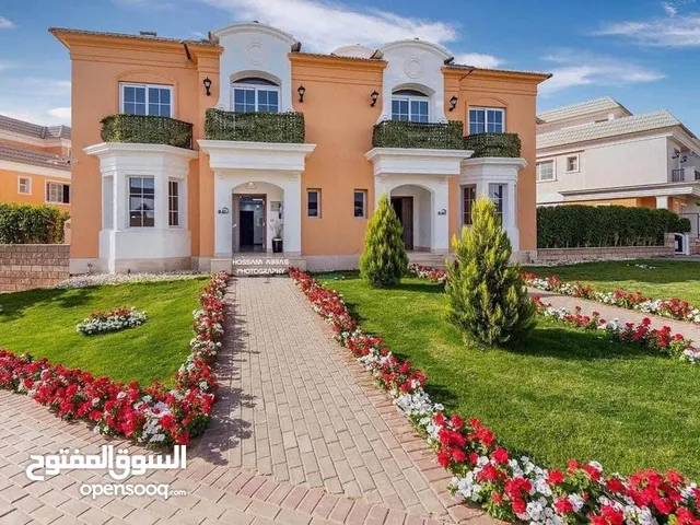 270 m2 4 Bedrooms Villa for Sale in Cairo Fifth Settlement