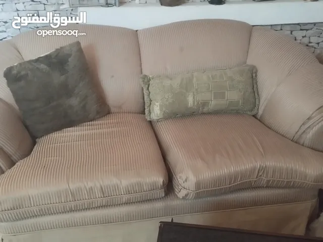 للبيع كنب الدب الأمريكي 7مقاعد بسعر مغري 50دينار