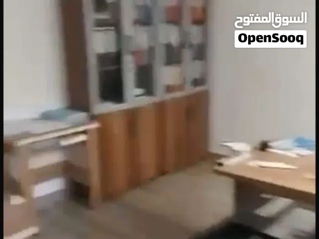 مبني للإيجار النوفلين
