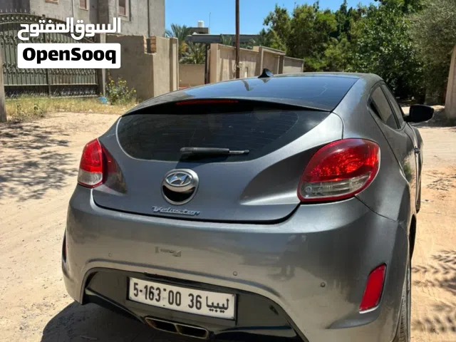 2012 هيونداي فوليستر Sport