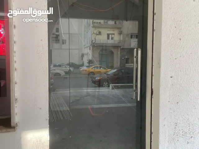 باب مرش زجاج حراري مع بومبه