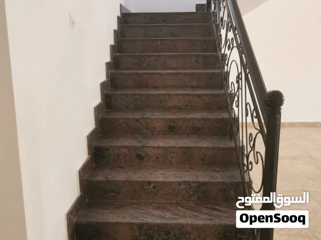 فرصة ذهبية لامتلاك فلة راقية بالخزض السابعة - بسعر مغري