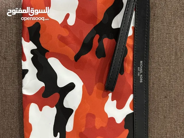 Bags - Wallet for sale in Kuwait City