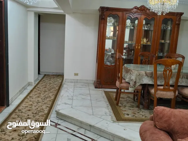 127 m2 2 Bedrooms Apartments for Rent in Cairo Maadi