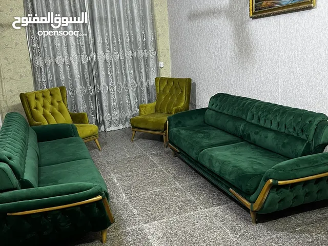 تخم قنفات تركي ماركة 8 مقاعد سرير قلاب قنفات ضخمة كبيرة الحجم عدد2 مع كراسي عدد2