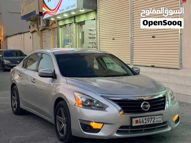 Nissan Altima 2013 passing insurance 1year only watsap contact