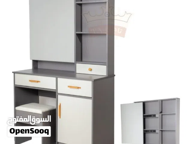 تسريحات مودرن فاخرة مع الكرسي لمسة أناقة وجمال لغرفة نومك Luxury Modern Dressing Tables with Mat