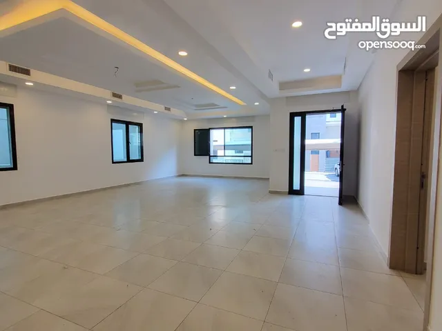 10m2 4 Bedrooms Apartments for Rent in Mubarak Al-Kabeer Fnaitess