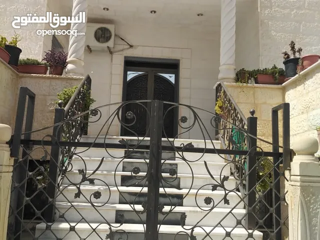 360 m2 More than 6 bedrooms Townhouse for Sale in Amman Al-Abdaliya