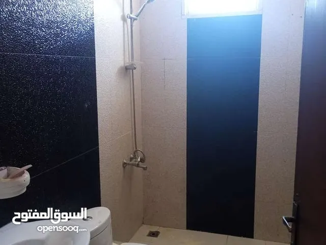 230 m2 5 Bedrooms Townhouse for Sale in Amman Al-Thra