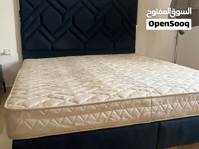 سرير ثنائي