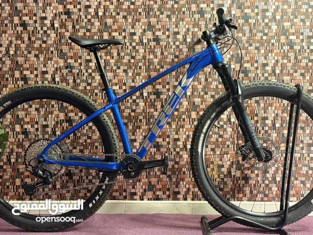 للبيع دراجة اكس كاليبر For sale Trek XCALIBER 9