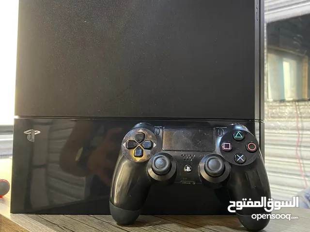 بليستيشن 4 مش مفتوح ولا اي مشكله مع بلس و العاب