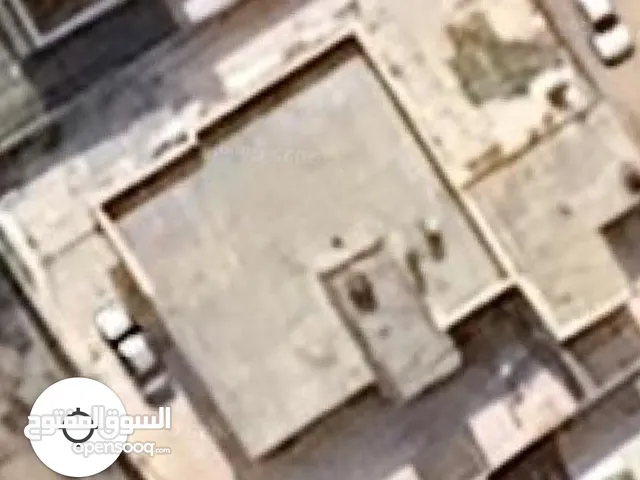 225 m2 4 Bedrooms Townhouse for Rent in Tripoli Ain Zara