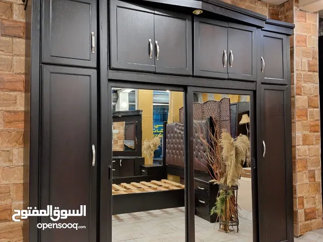 200m2 5 Bedrooms Townhouse for Sale in Zarqa Al-Qadisyeh - Rusaifeh