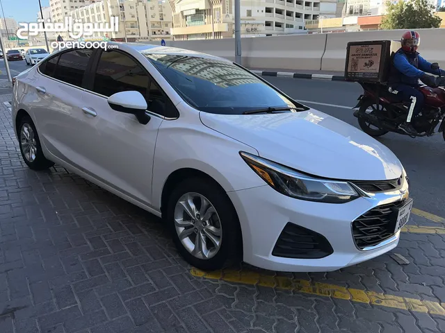 Used Chevrolet Cruze in Dubai