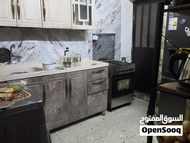 بيت للبيع خلفي