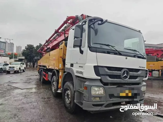 Mercedes With Sany 56m
