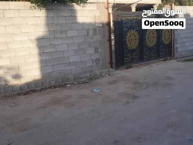 2500 m2 1 Bedroom Townhouse for Sale in Basra Sha'abeya
