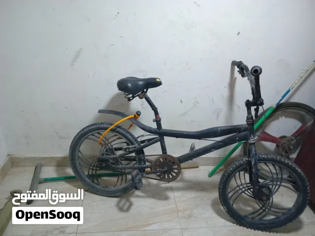 سيكل كلشي شغال في ابريك ورا ابريك تجحيص وتاير ورا جديد البريك بس يبيله تركيب سيكل كوبرا لون اسود وكف