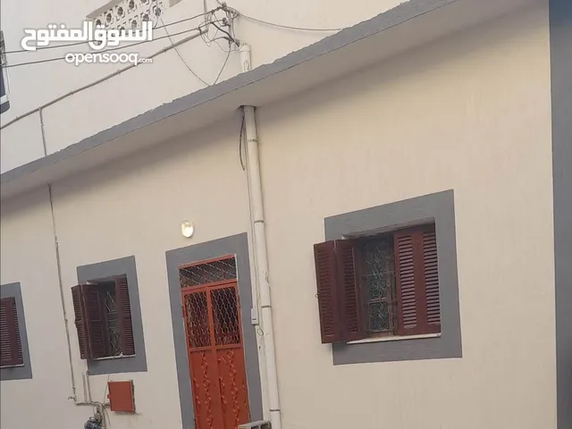 150 m2 More than 6 bedrooms Townhouse for Sale in Tripoli Abu Saleem