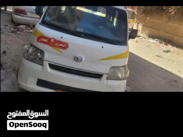 2012 دايهاتسو جران ماكس