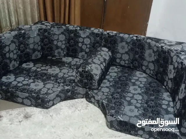 جلسه قعده صغيره لف تفصيل ضغط عالي بحاله جيده بيع