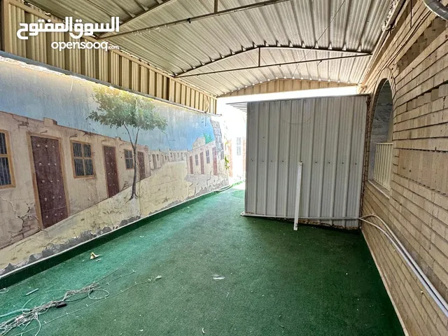 260 m2 4 Bedrooms Apartments for Rent in Al Ahmadi Mangaf
