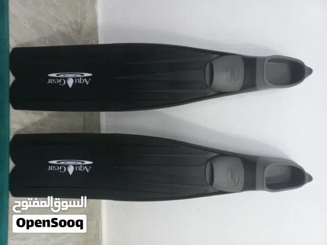 زعانف غوص ماركه إيطالية اكوا شبه جديد