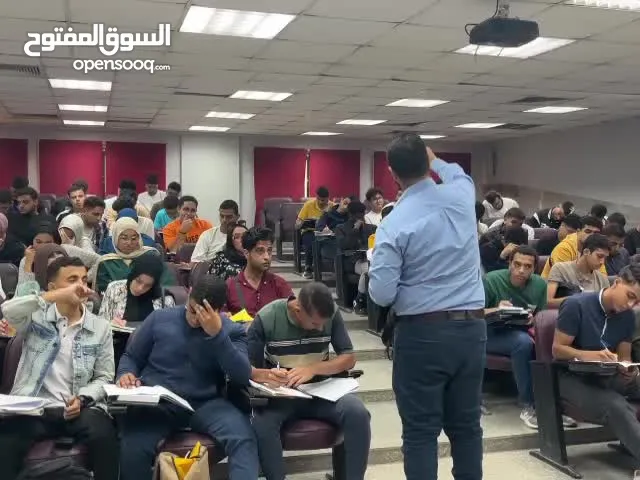 مدرس فيزياء جامعى كلية الهندسة