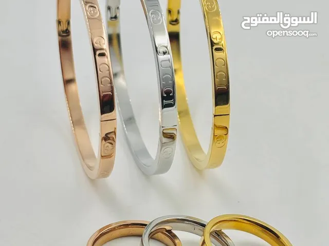 طقم اساور وخواتم