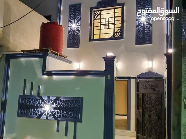 100 m2 2 Bedrooms Townhouse for Rent in Basra Qibla