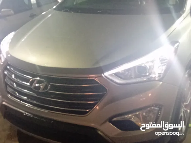 Used Hyundai Santa Fe in Tripoli