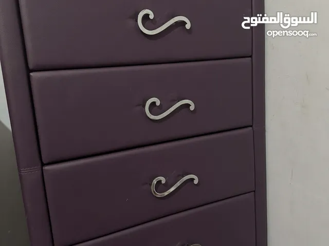 غرفه نوم بحاله ممتازه