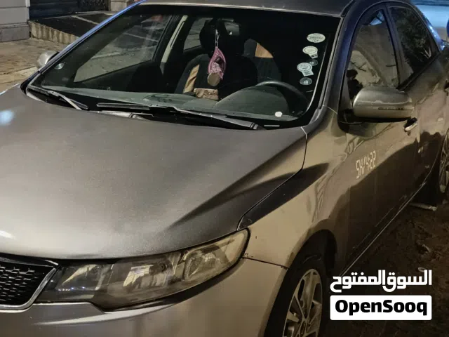 2012 كيا سيراتو L