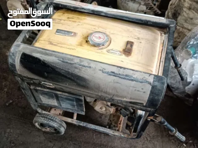 مولد كهربائي بنزين صغير