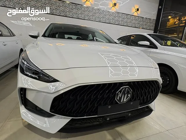 موديل 2025 لونها ابيض داخلها اسود MG AP23 محرك 1.5 لتر