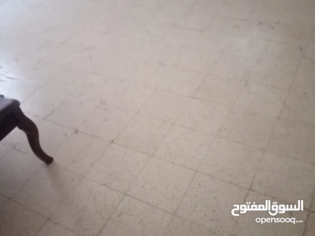 شقة للإيجار 4 غرف وحمامين وبلكونتين